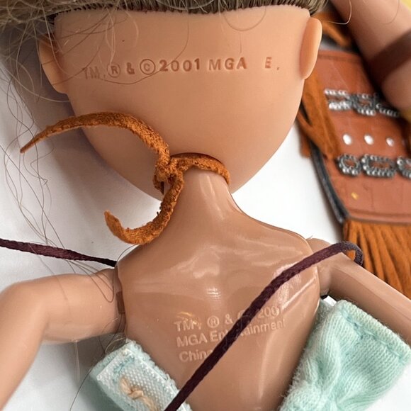 Vintage Bratz Strut It Yasmin Fashion Doll 2002 MGA Incomplete - Picture 11 of 12